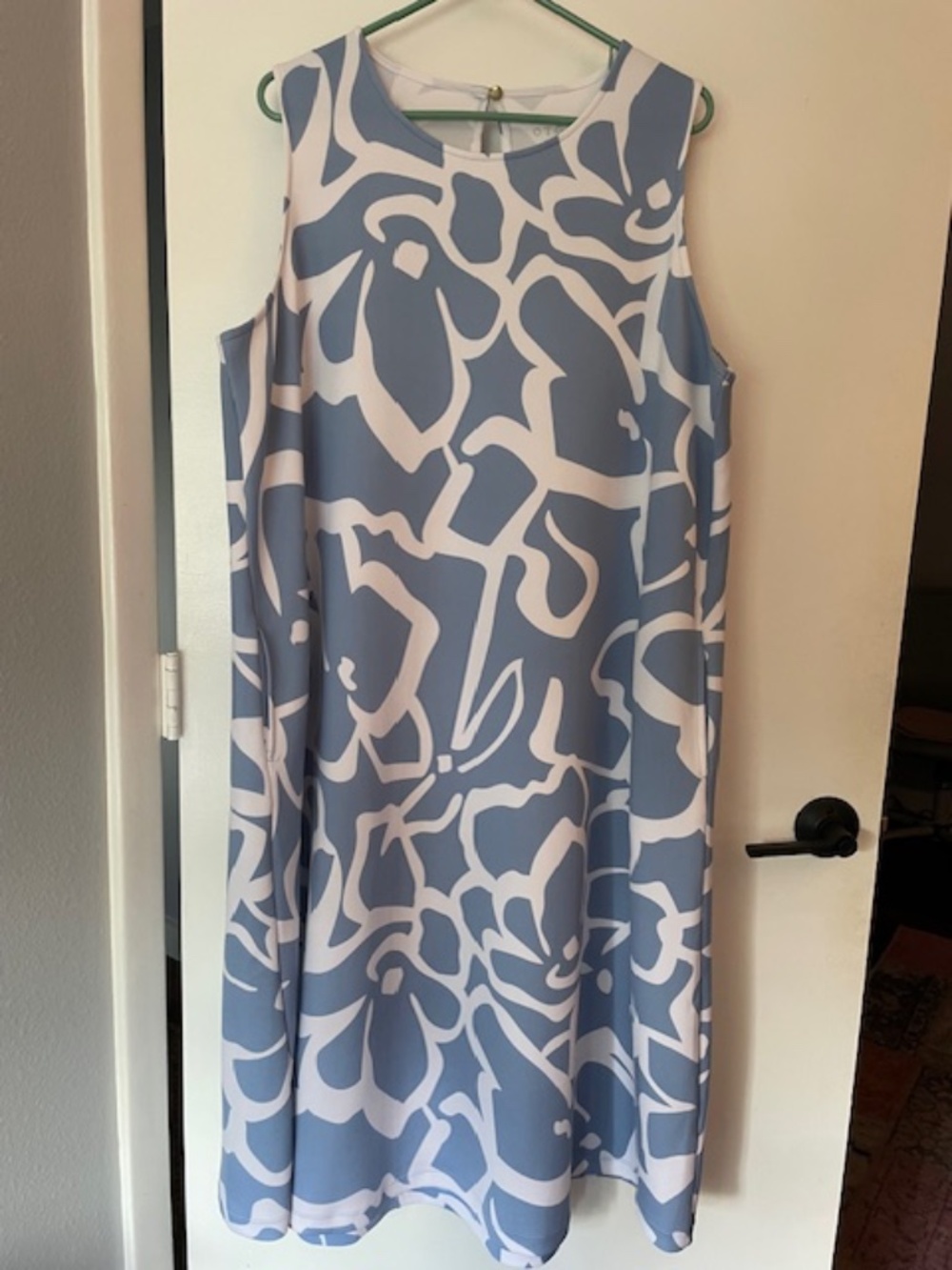 OTG XXL Blue White Floral Stretch Shift Dress Pockets